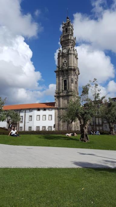 Ohh - Ganesha Studio- Oporto Center Apartment Exterior foto